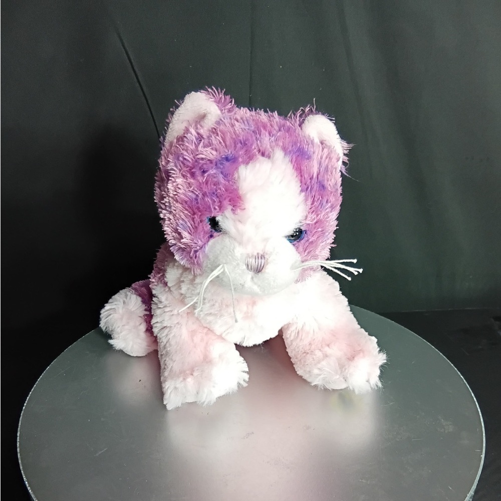 Ganz Purple and White Plush Cat Toy 7” pre owned Exellent condition